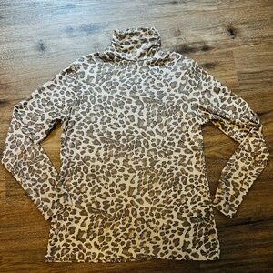 Leopard print turtleneck